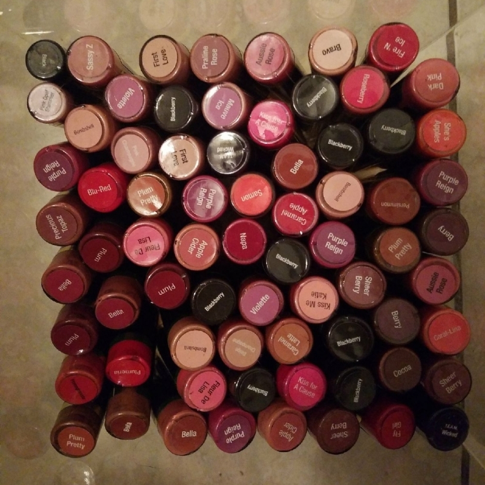 LipSense Liquid Lip Color Lot. Any 5 tubes for $50.00. Many different colors.